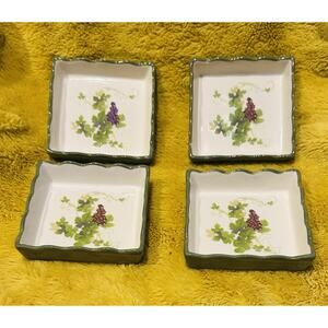 California Pantry Dipping Tasting Dishes with Grape Vine Design 2009 Set (4)
